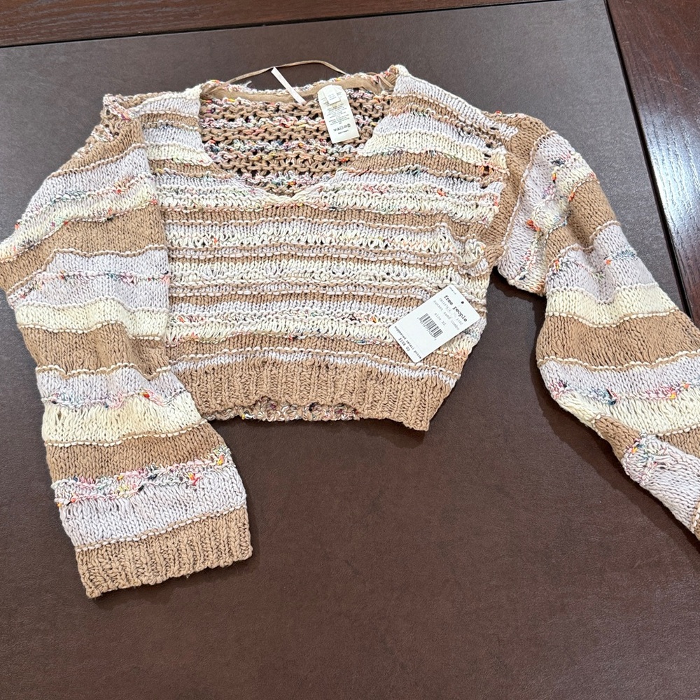 NWT FREE PEOPLE Lake Life Crop Sweater In Sunset Sand Combo XS - Picture 3 of 3